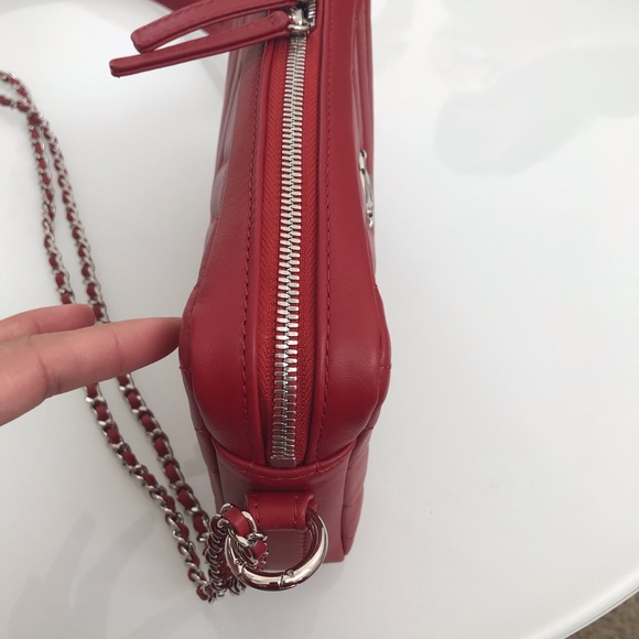 Chanel Camera Case Shoulder Bag - Picture 8 of 8